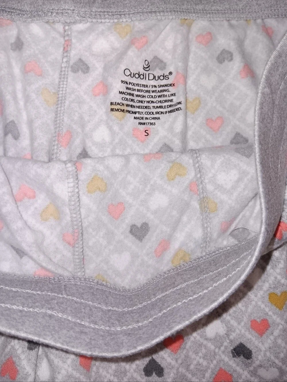 CUDDI DUDS Kids Gray Heart-Print Pajama Set - Cozy Long Sleeve & Pants